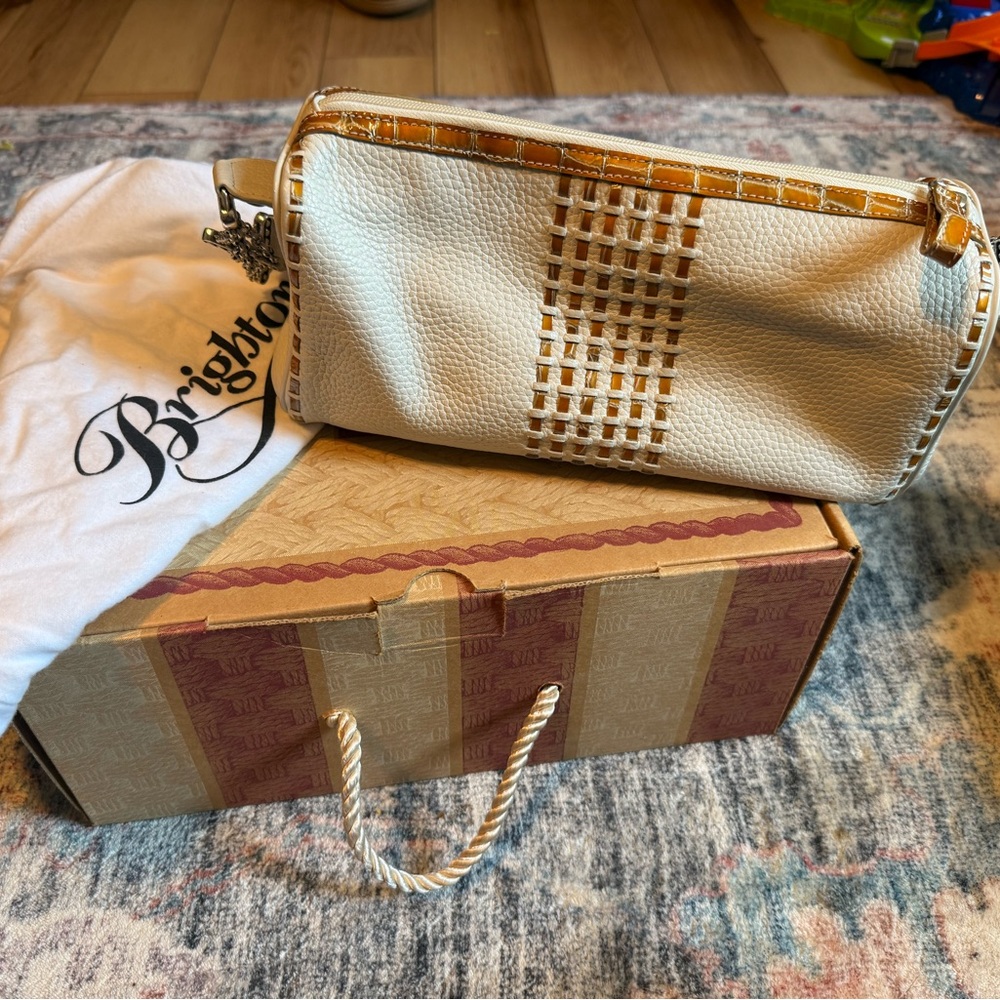 Y2K Brighton Cream and Tan Clutch
